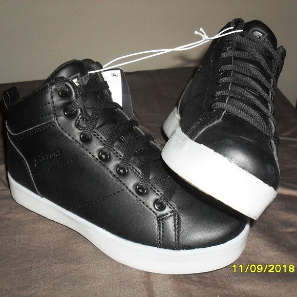 Skechers Other - Sketcher’s Boys' Jayden Light Up Athletic Shoes -